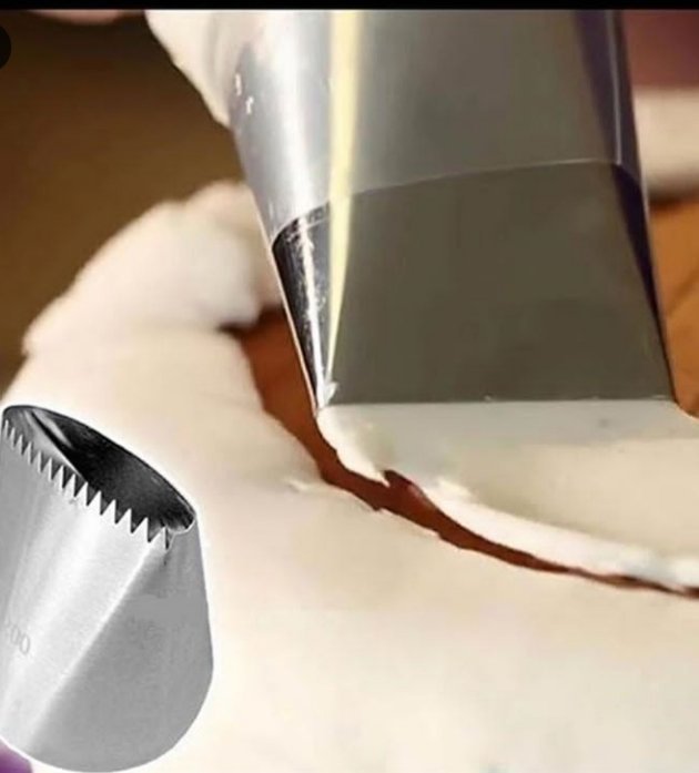 القمع العملاق